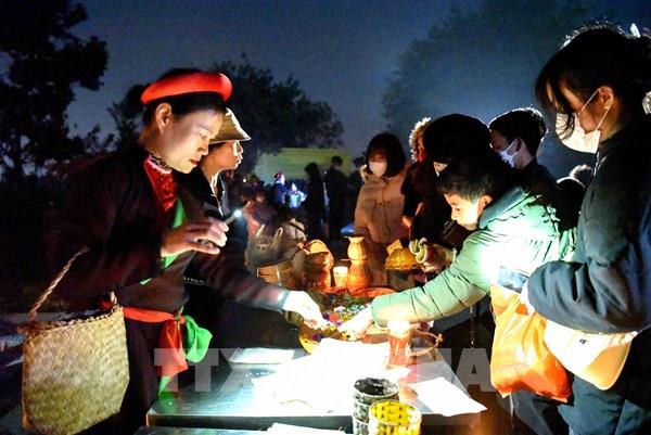 Độc đáo phiên chợ giàu tính nhân văn ở vùng Kinh Bắc - Bắc Ninh