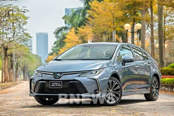 Doanh số xe Toyota toàn cầu tăng tháng thứ 5 liên tiếp nhờ xe hybrid