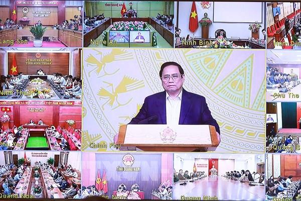 Thủ tướng: Cải cách hành chính lấy người dân, doanh nghiệp là chủ thể, trung tâm