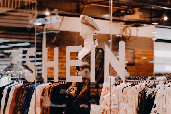 Shein - Hiện tượng của ngành thời trang toàn cầu