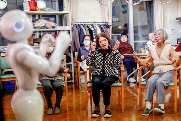 Nhật Bản phát triển trí tuệ nhân tạo hỗ trợ chăm sóc người già