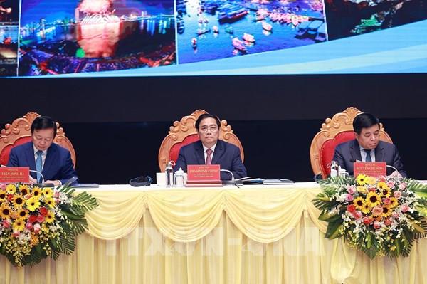 Thủ tướng chủ trì Hội nghị triển khai chương trình hành động về phát triển vùng Bắc Trung Bộ và duyên hải Trung Bộ