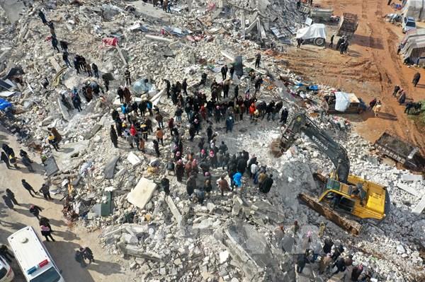 Động đất mạnh tại Thổ Nhĩ Kỳ và Syria: Số nạn nhân thiệt mạng tăng lên gần 1.800 người