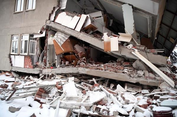 Bộ Quốc phòng cử 76 quân nhân tham gia hỗ trợ khắc phục hậu quả động đất tại Thổ Nhĩ Kỳ