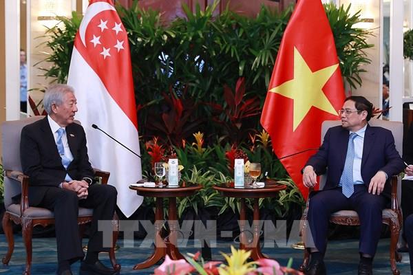 Thủ tướng Phạm Minh Chính tiếp Bộ trưởng cao cấp Singapore Teo Chee Hean