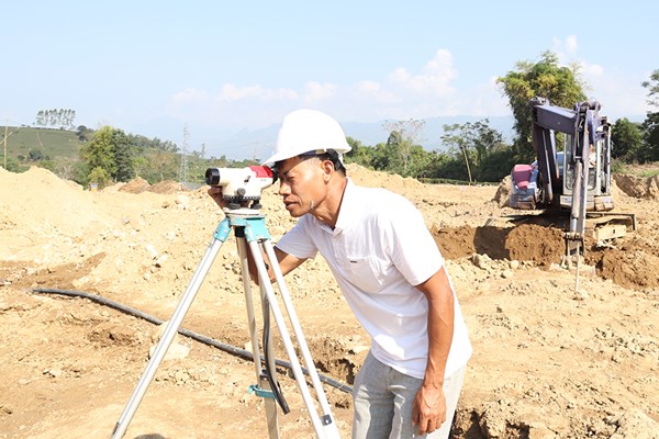 Thúc tiến độ thi công cụm công trình giải tỏa nguồn thủy điện Tây Bắc