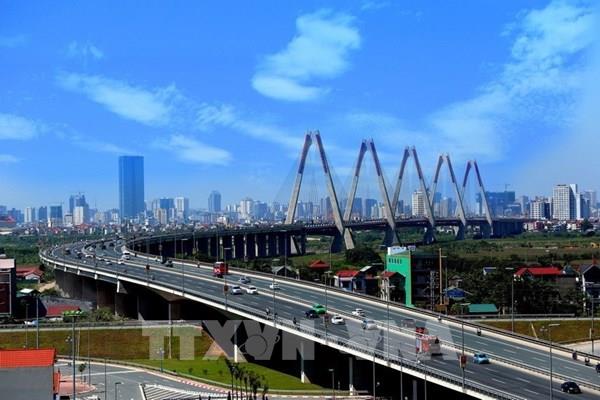 Hà Nội phân luồng giao thông để kiểm định cầu Nhật Tân
