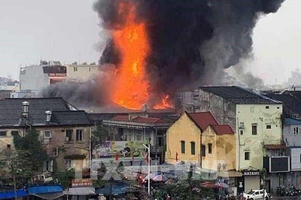 Cháy lớn tại chợ Tam Bạc (chợ Đổ) ở Hải Phòng