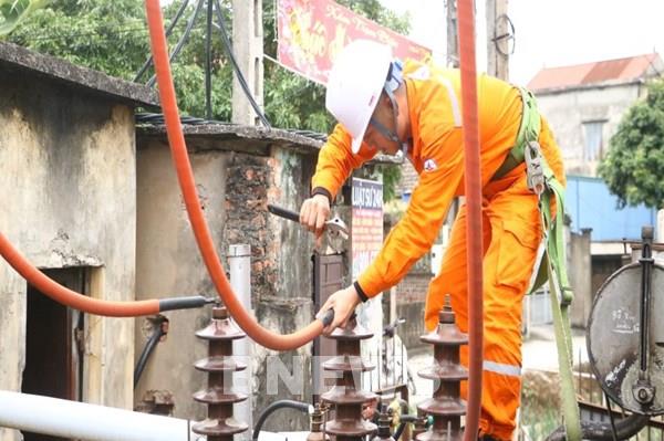 Hải Dương đảm bảo cấp điện ổn định liên tục trong thời tiết mưa phùn, độ ẩm cao