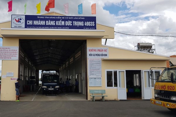 Lâm Đồng bắt đầu áp dụng đăng ký kiểm định xe cơ giới trực truyến