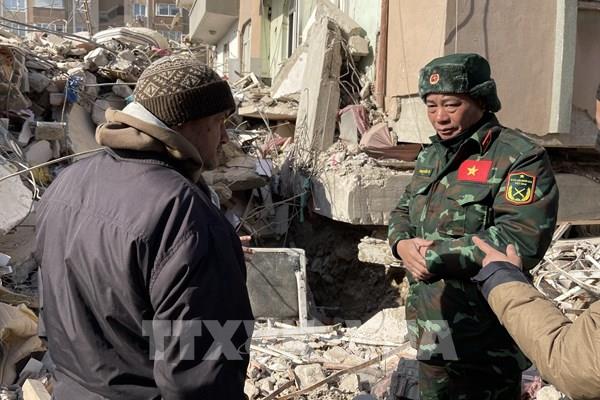 Người dân Thổ Nhĩ Kỳ cảm kích trước nỗ lực tìm kiếm cứu nạn của đoàn Bộ Quốc phòng Việt Nam