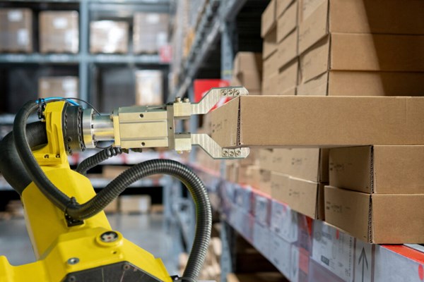 Chuyển đổi số: Robot thúc đẩy lĩnh vực giao hàng "thần tốc"