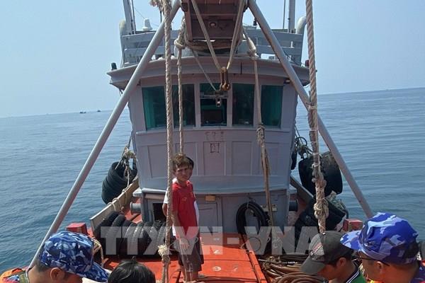 Kiên Giang: Phát hiện tàu vận chuyển trái phép 70.000 lít dầu DO