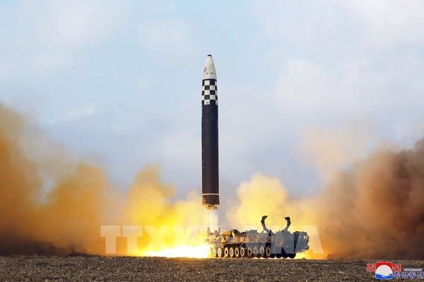 Hàn Quốc: Triều Tiên phóng 2 tên lửa đạn đạo tầm ngắn