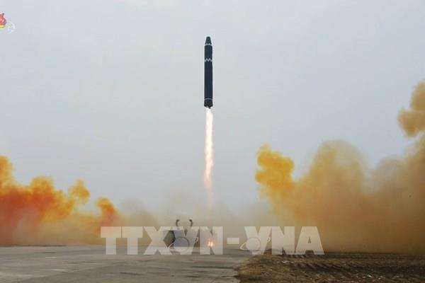 Triều Tiên tiếp tục phóng tên lửa đạn đạo