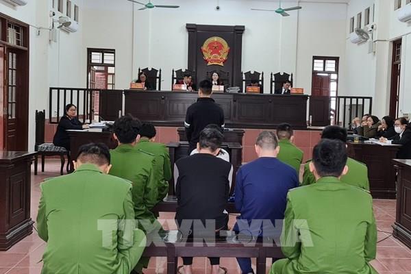 Bốn đối tượng mua bán ma túy lĩnh án 20 năm tù giam đến chung thân