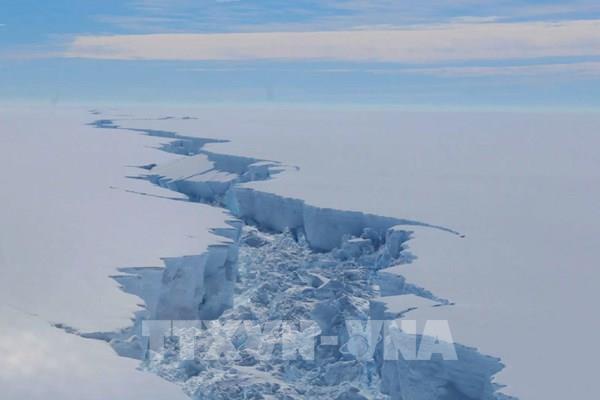Có thể mất hàng thế kỷ để khắc phục tình trạng băng tan tại Nam Cực