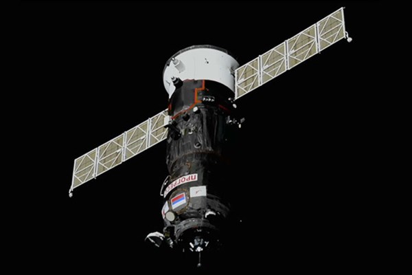 Sự cố tàu vũ trụ Progress MS-21 của Nga có thể do tác động từ bên ngoài