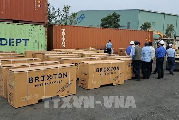 Hải quan phát hiện lô xe mô tô nghi gian lận xuất xứ trị giá khoảng 3 tỷ đồng