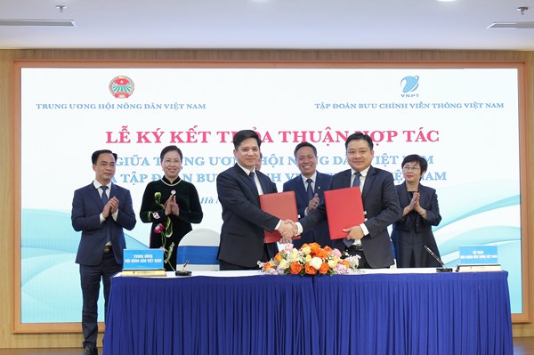 Hội Nông dân Việt Nam và VNPT hợp tác chuyển đổi số