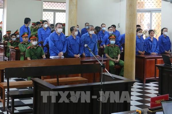 Hoãn phiên tòa xét xử “trùm buôn lậu” Nguyễn Thị Kim Hạnh cùng 24 đồng phạm