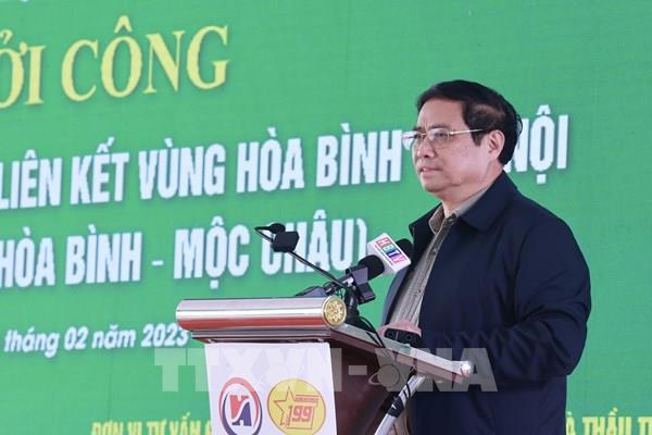 Thủ tướng Phạm Minh Chính phát lệnh khởi công đường liên kết vùng ở tỉnh Hòa Bình