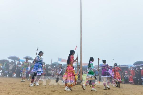 Lễ hội Gầu Tào của người Mông ở Hà Giang