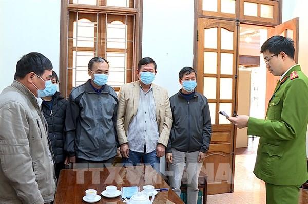 Hưng Yên khởi tố 8 bị can về tội lạm quyền trong khi thi hành công vụ
