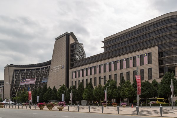 Malaysia chưa áp thuế carbon trong tương lai gần