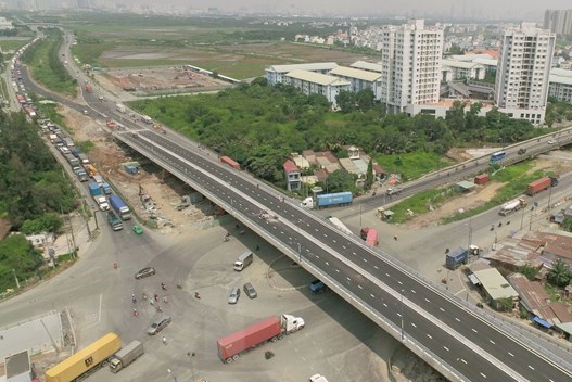 Kiến nghị thanh tra dự án mở rộng đường Đồng Văn Cống do chậm tiến độ