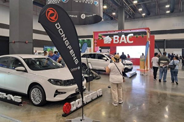 Các nhà sản xuất và xuất khẩu xe điện của Trung Quốc quan tâm tới Panama