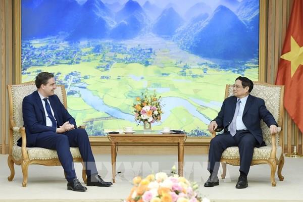 Thủ tướng Phạm Minh Chính đề nghị Pháp tạo thuận lợi cho hàng hóa xuất khẩu của Việt Nam