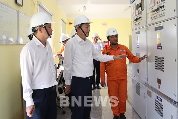 Tổng giám đốc EVN làm việc với Công ty Phát triển Thủy điện Sê San