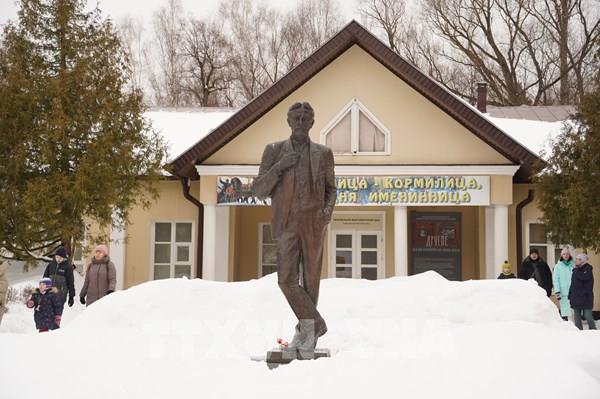 Thăm điền trang Đại văn hào nước Nga Anton Chekhov