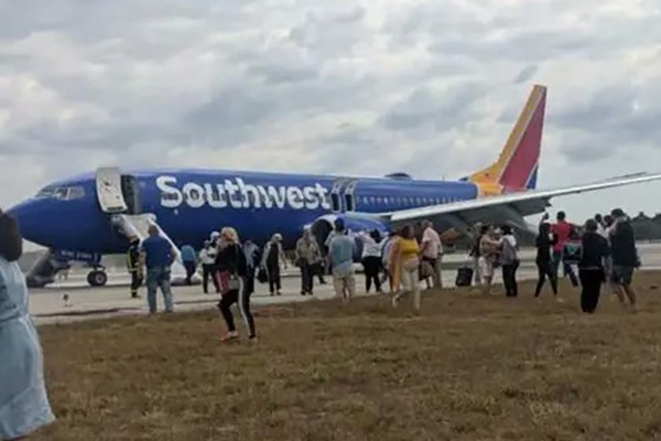 Máy bay của Southwest Airlines (Mỹ) hạ cánh khẩn cấp tại La Habana