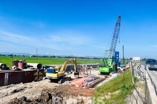 Dang dở dự án Quốc lộ 9 qua Quảng Trị vì không giải phóng được mặt bằng