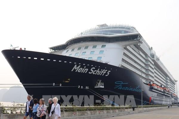 Quảng Ninh đưa 24 sản phẩm du lịch mới vào khai thác