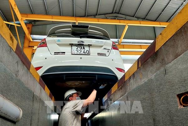 Nhiều phương tiện ngoại tỉnh về Quảng Ninh đăng kiểm