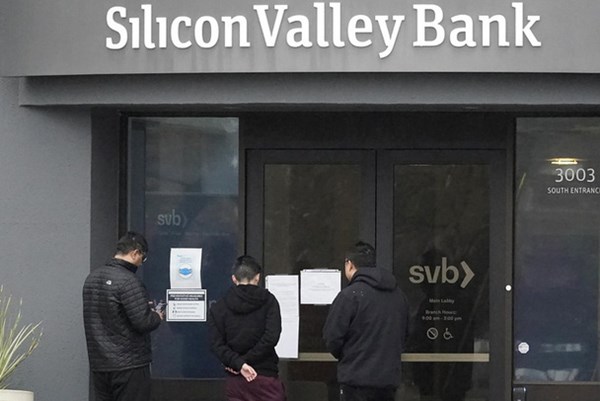 Nhà kinh tế Italy phân tích nguyên nhân khủng hoảng Credit Suisse và SVB