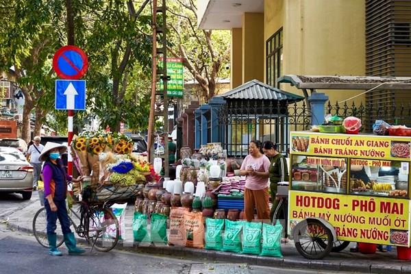 Tp. Hồ Chí Minh dự kiến thu phí sử dụng lòng đường, hè phố từ đầu năm 2024