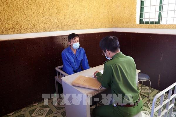 Khởi tố, tạm giam ba đối tượng làm giả tài liệu, lừa đảo gần 2,2 tỷ đồng