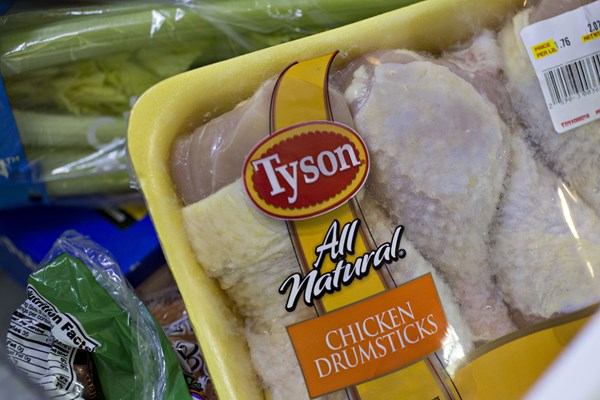 Tyson Foods đóng cửa hai nhà máy chế biến gà tại Mỹ