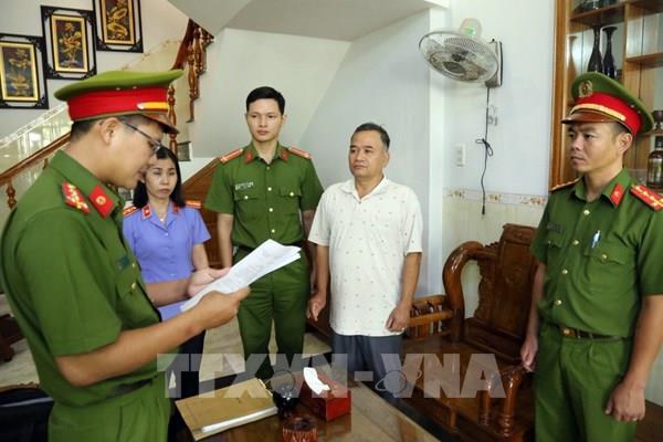 Khởi tố, bắt tạm giam Giám đốc Trung tâm đăng kiểm xe cơ giới 85-02D
