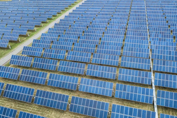 Trang trại năng lượng Mặt Trời lớn nhất của Australia đi vào hoạt động