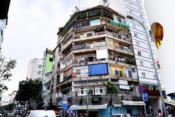 Thêm ưu đãi có giúp tăng tỷ lệ xây mới, cải tạo chung cư cũ?