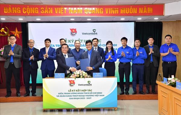 Vietcombank và Trung ương Đoàn TNCS Hồ Chí Minh ký hợp tác giai đoạn 2023-2027