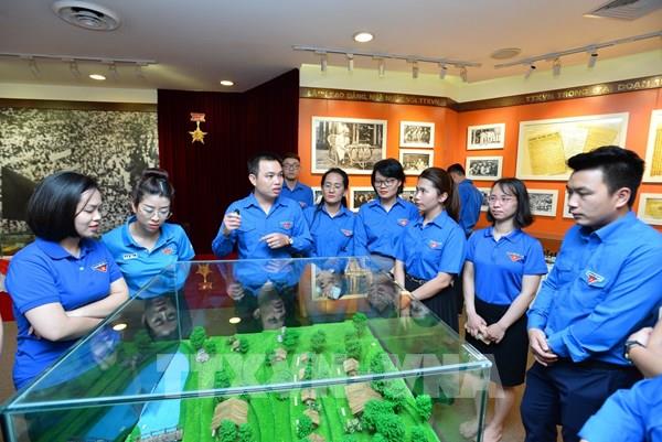 Tuổi trẻ TTXVN học tập và làm theo tấm gương đạo đức của Chủ tịch Hồ Chí Minh