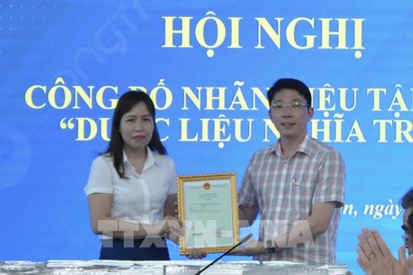 Công bố nhãn hiệu tập thể Dược liệu Nghĩa Trai