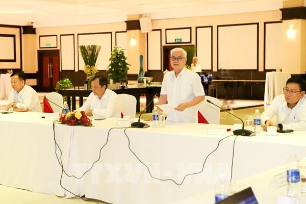 Bình Dương chia sẻ mô hình phát triển hạ tầng khu công nghiệp với 9 tỉnh