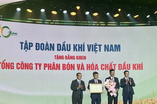 PVFCCo góp phần cân đối cung cầu phân đạm ure